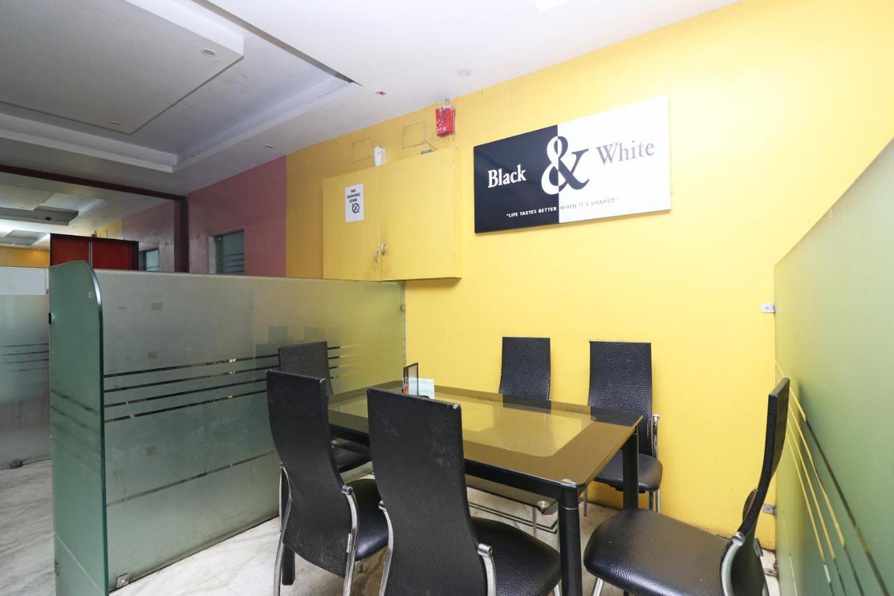 Oyo 4402 Mishra'S Guest House Salt Lake City Bagian luar foto